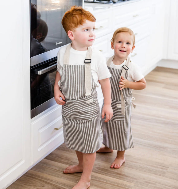 Mini+Me Kids Cooking Apron.     fits 2- 7 years