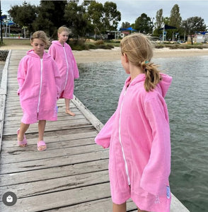 Back Beach Co -Micro Fibre Zip up Towelling Robe /